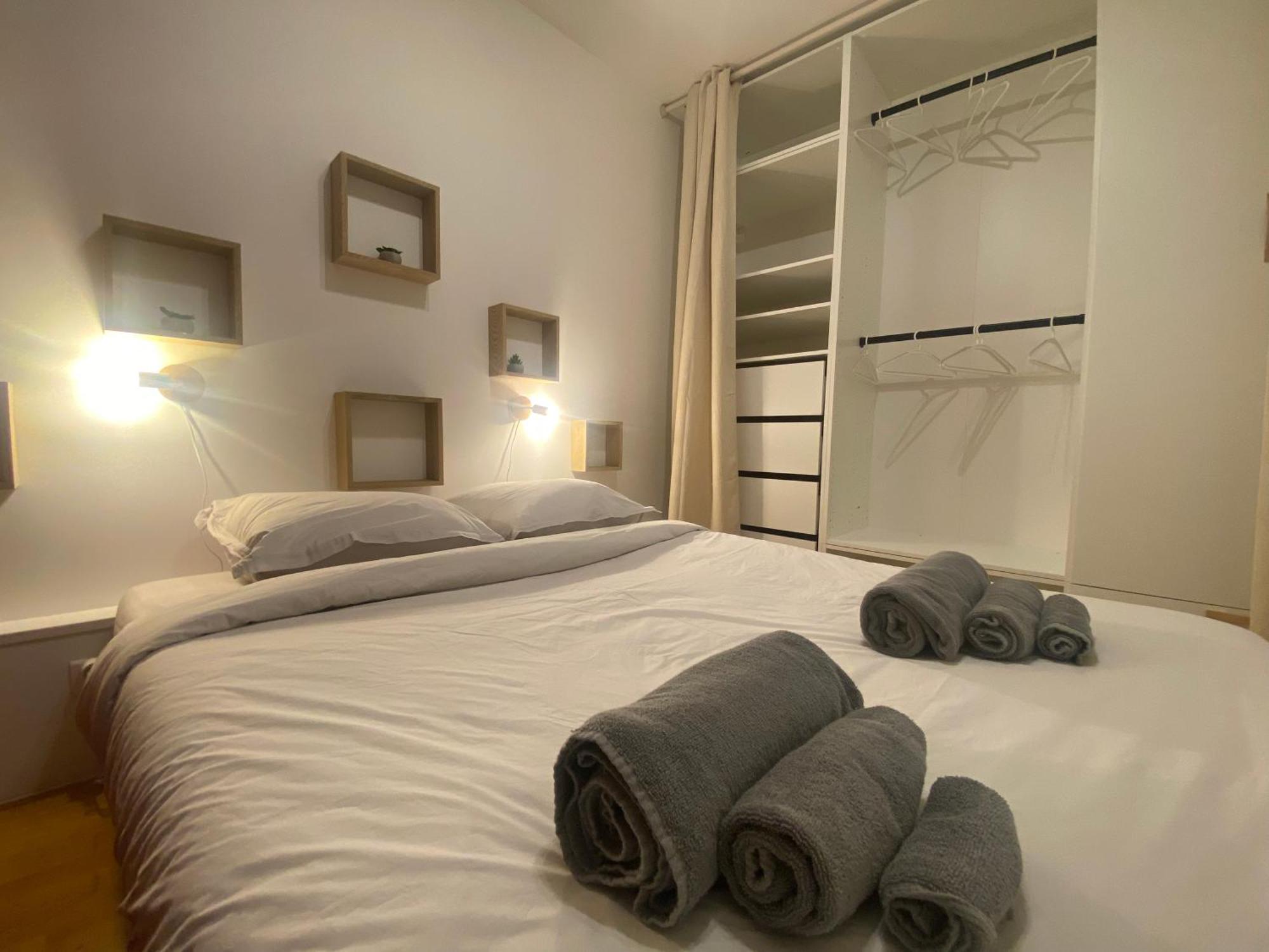 Etablissement 3 Etoiles Avec Ascenseur, 3 Appartements Lumineux Vue Port Avec Balcon, 200M De La Mer, Wifi Fibre, Tous Service Inclus Dieppe Exterior photo