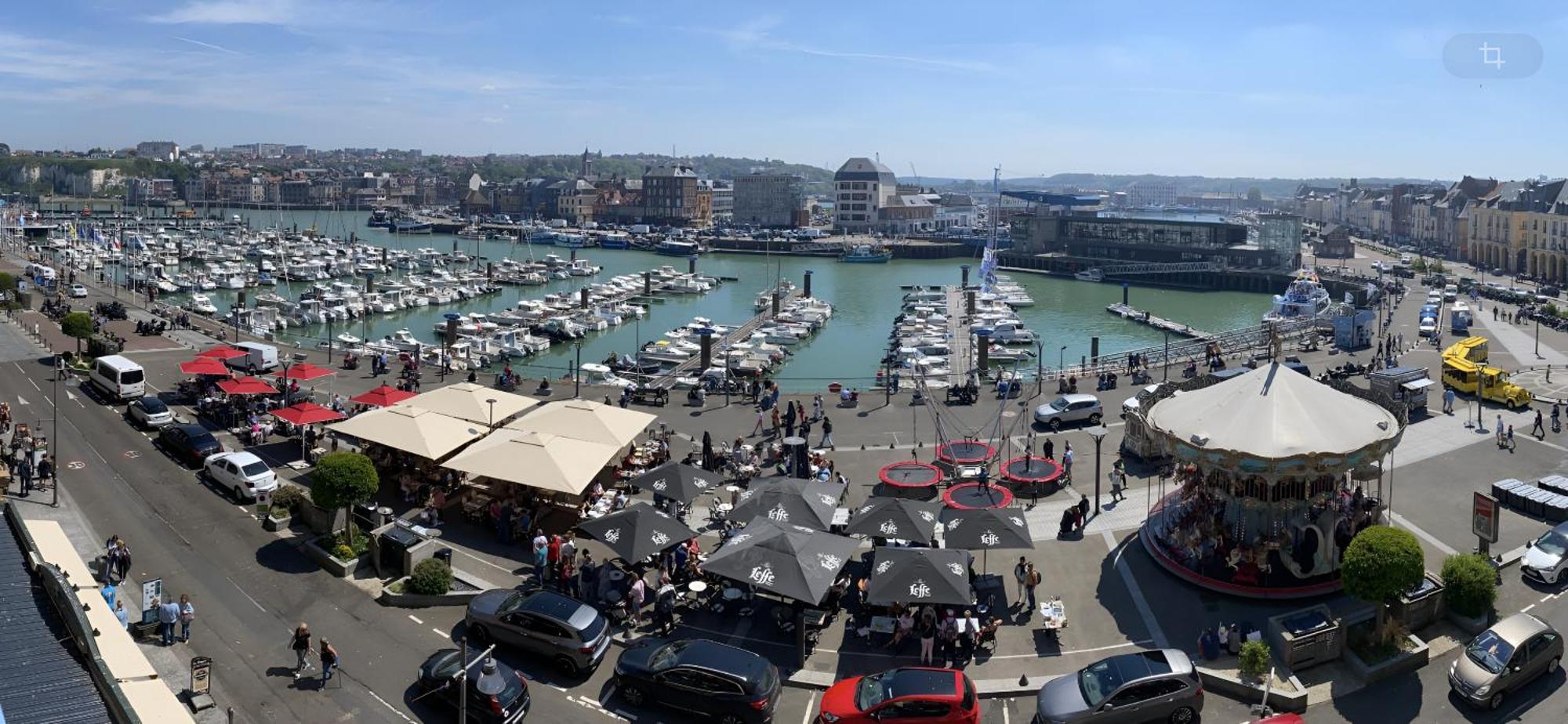 Etablissement 3 Etoiles Avec Ascenseur, 3 Appartements Lumineux Vue Port Avec Balcon, 200M De La Mer, Wifi Fibre, Tous Service Inclus Dieppe Exterior photo