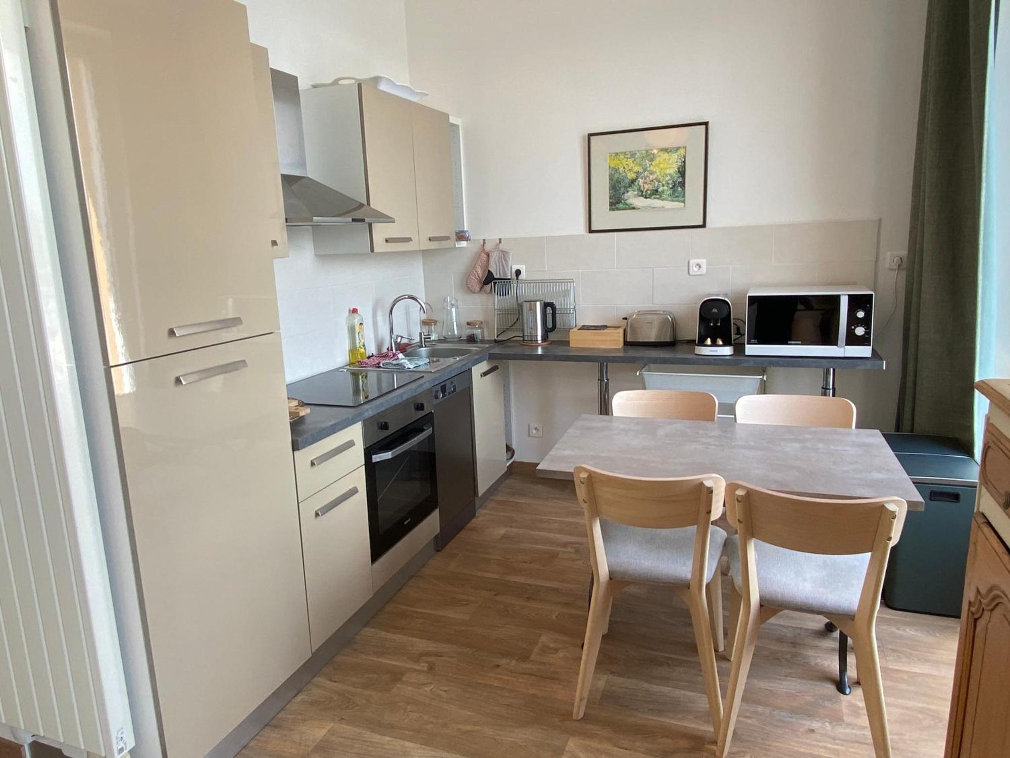 Etablissement 3 Etoiles Avec Ascenseur, 3 Appartements Lumineux Vue Port Avec Balcon, 200M De La Mer, Wifi Fibre, Tous Service Inclus Dieppe Exterior photo
